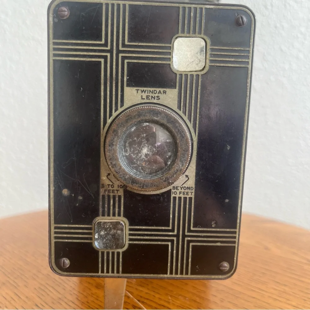Jiffy Kodak Six-20 Twindar-lens Camera